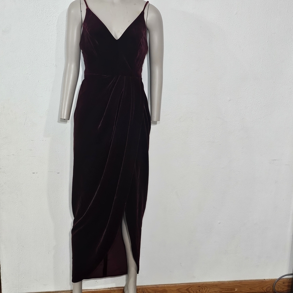 Xscape Burgundy Velvet Spaghetti Strap Midi Dress
